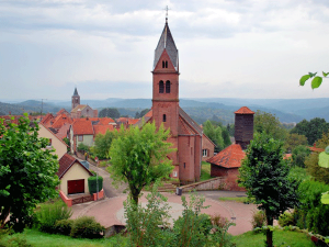 02_Blick_von_der_Burg_Lichtenberg_auf_den_gleichnamigen_Ort