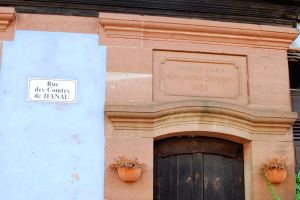 11_Strasse_'Grafen_zu_Hanau'_in_Schillersdorf