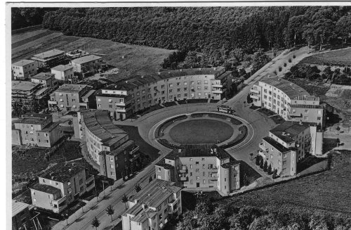 Beethovenplatz Beethovenplatz, "Orig.-Fliegeraufnahme". Luftbild-Verlag E. Asmus, Leipzig.